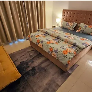  Homestay Splendid Near Airport
